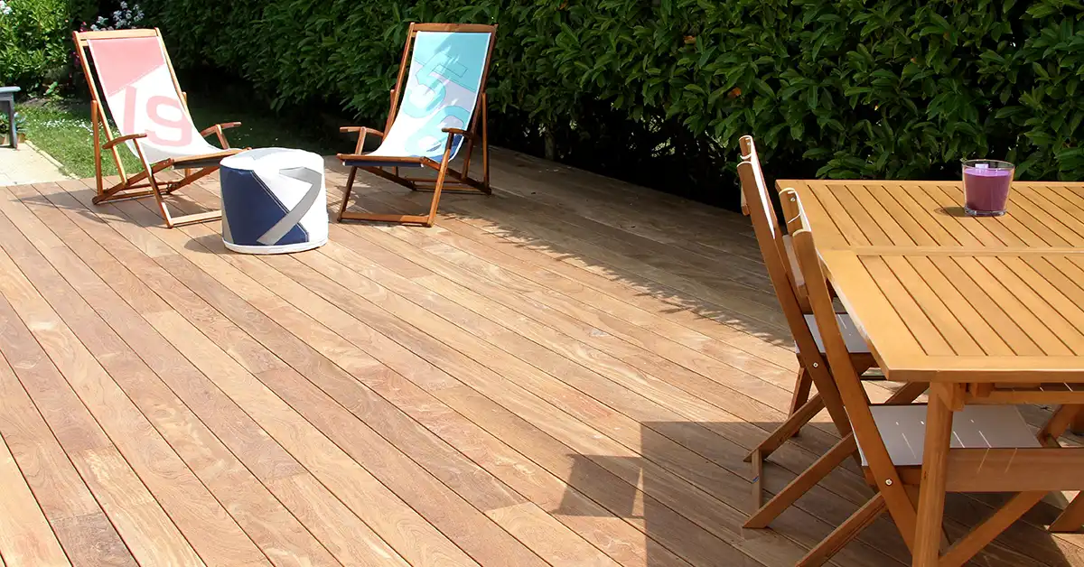 Terrasse af træ,